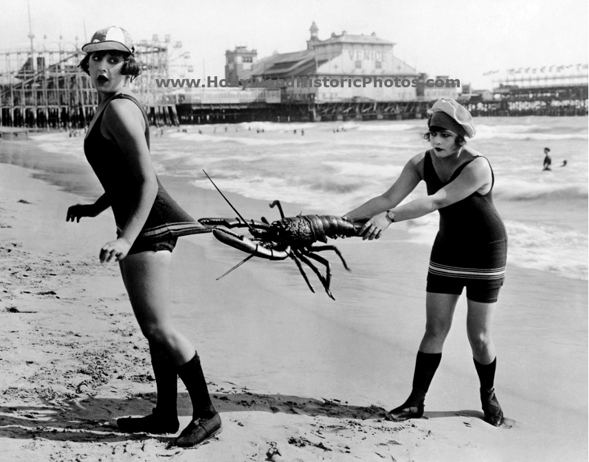 Venice Pier, Max Sennett Bathing Beauties 1918 WM.jpg